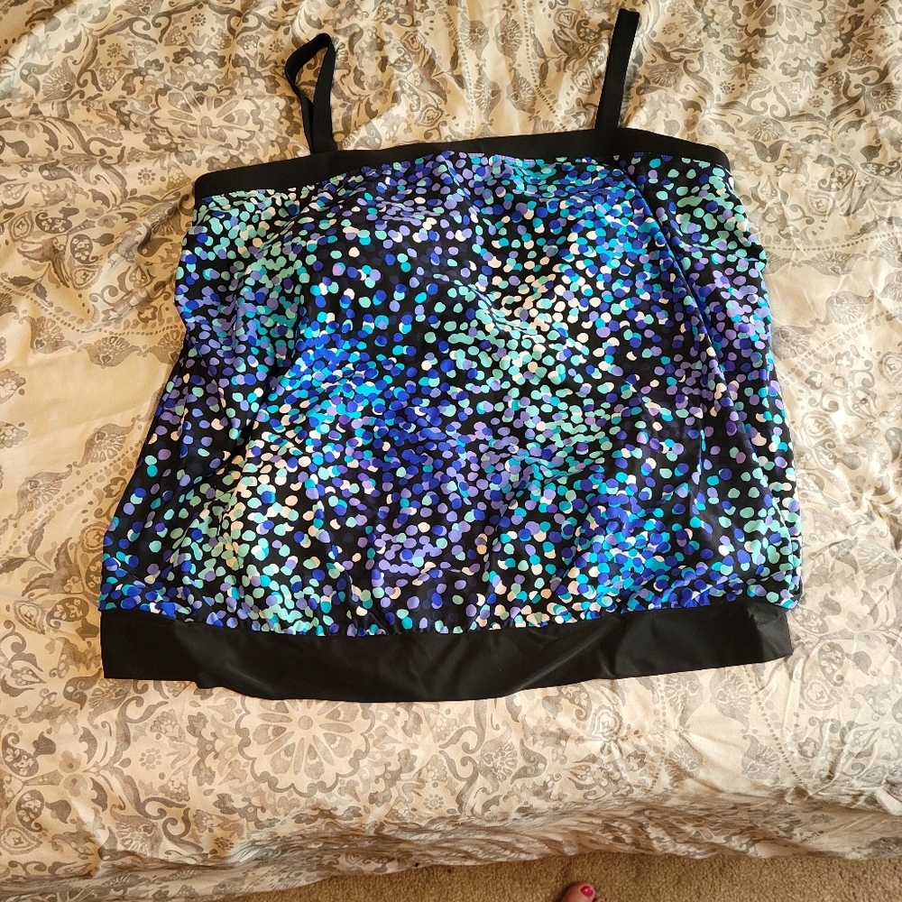 Swim top size 24